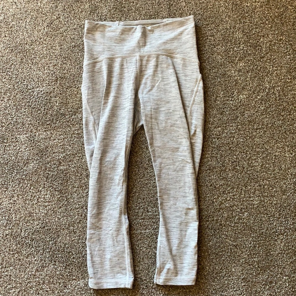 White and grey lululemon leggings